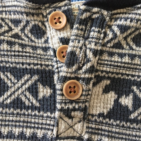 Old Navy Baby Onesie - Picture 4 of 7